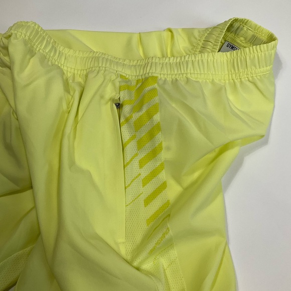 Gymshark Men's Size XXL 2XL Neon Yellow 6" Polyester Activewear Shorts - Picture 5 of 8